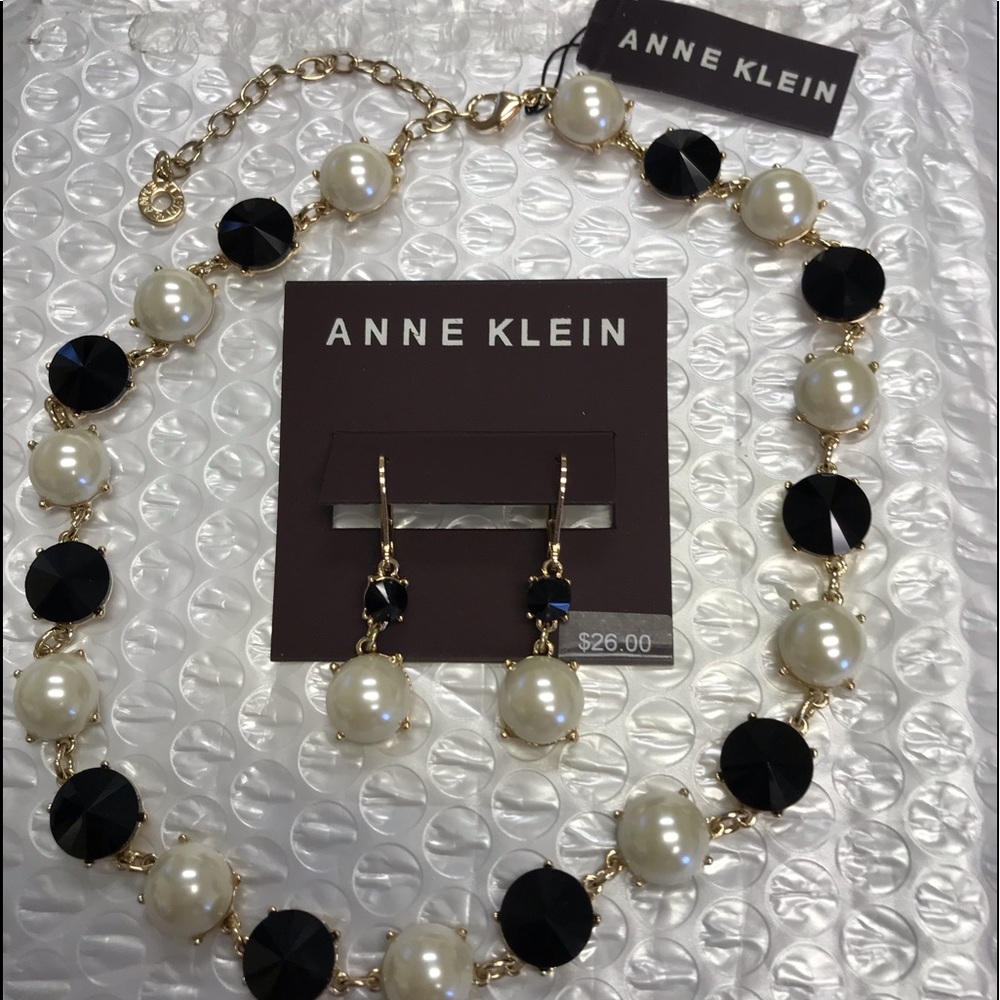 Anne Klein necklace & earrings set NWT